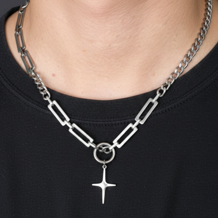 Collar Con Charm Cruz de Acero Inoxidable Resistente al Agua