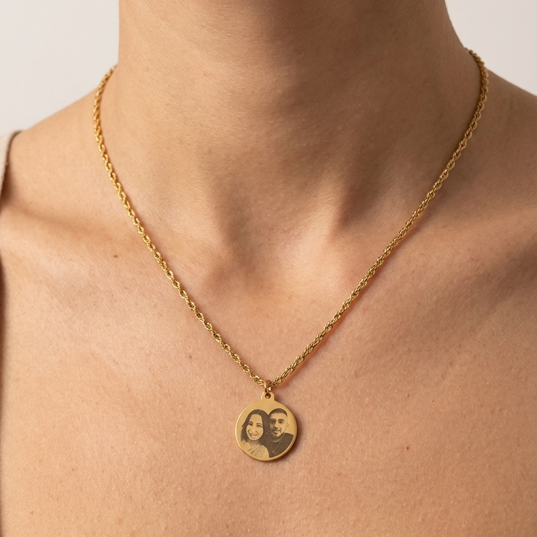 Collar Medalla Retrato